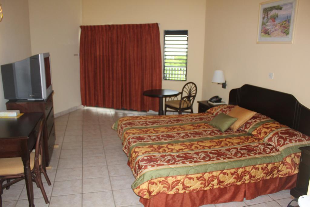 Allamanda Beach Resort Grand Anse Bilik gambar